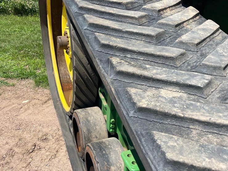 2013-john-deere-8360rt-image-26