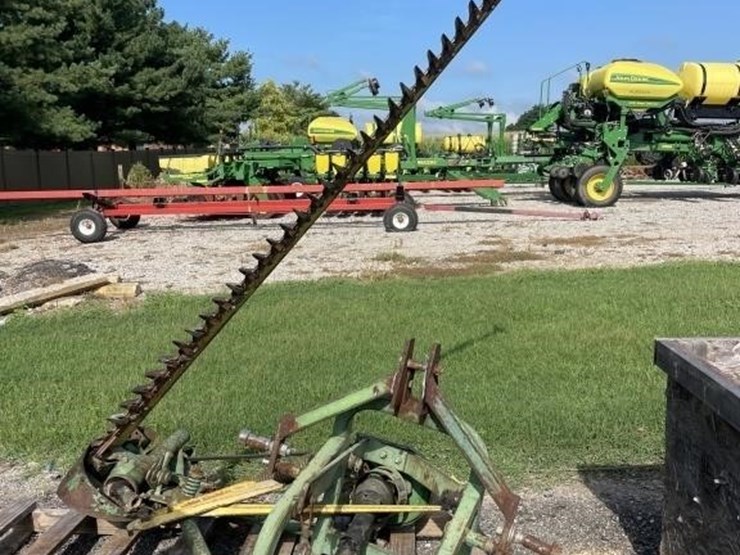 john-deere-350-image-1