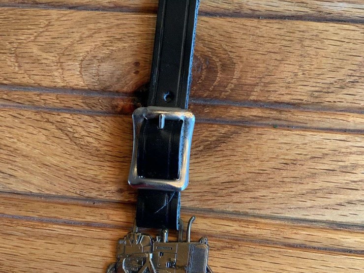 (3)-john-deere-industrical-watch-fobs-image-2