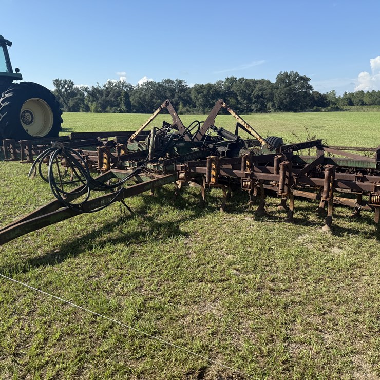 JOHN DEERE 20