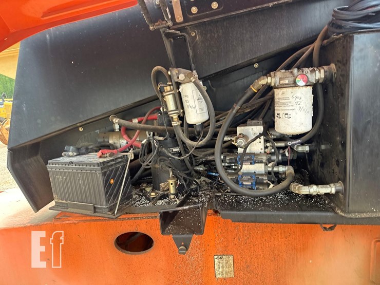 2014-jlg-660sj-image-11