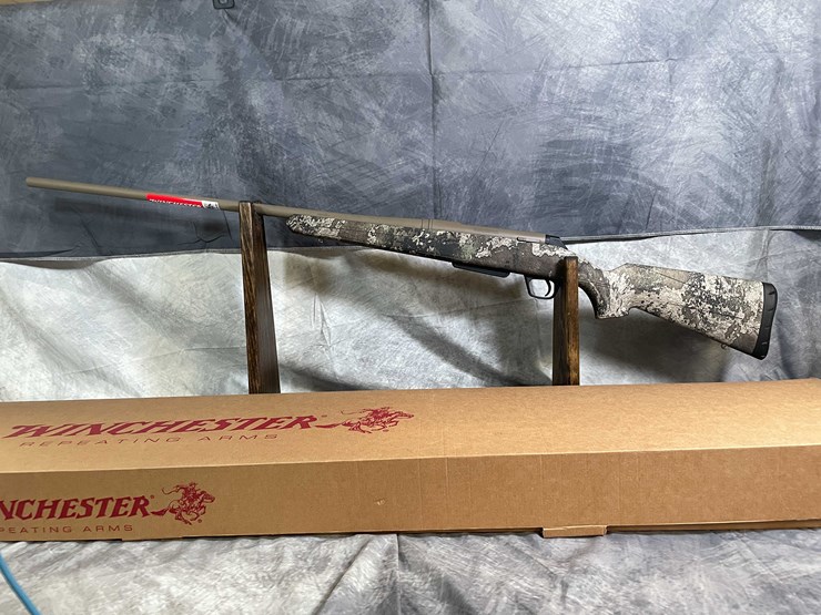 #4456-•-winchester-xpr-300-win-mag-bolt-action-rifle,-sn:-pt09578yw357-image-1