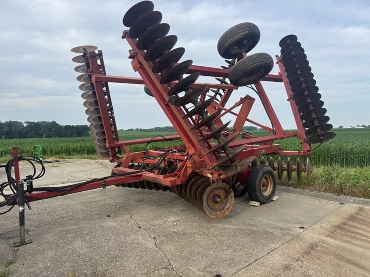 1990-case-ih-496-image-1