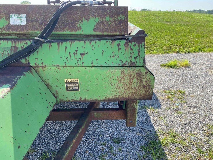 john-deere-450-image-8