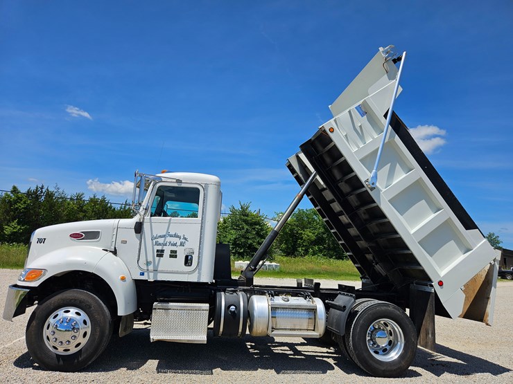 2012-peterbilt-382-image-28