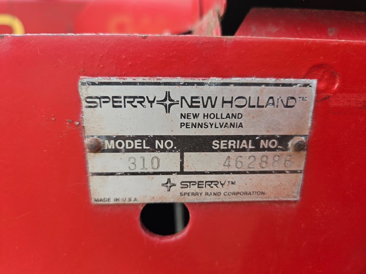 new-holland-310-image-30