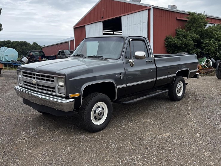 1984-chevrolet-silverado-20-image-3