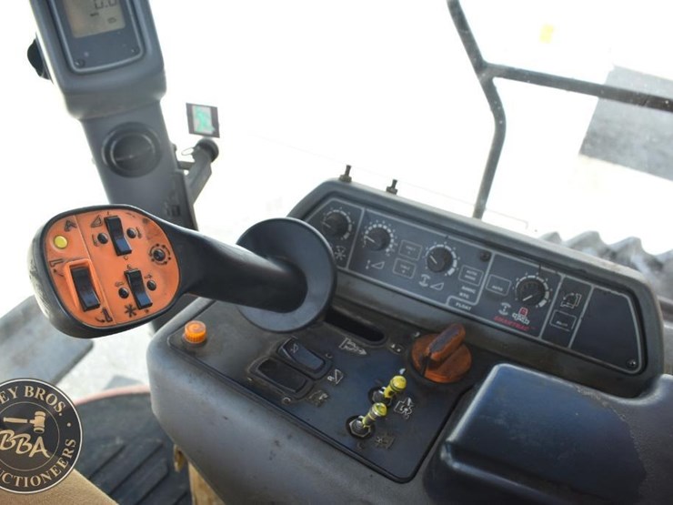 2007-massey-ferguson-9690-image-45