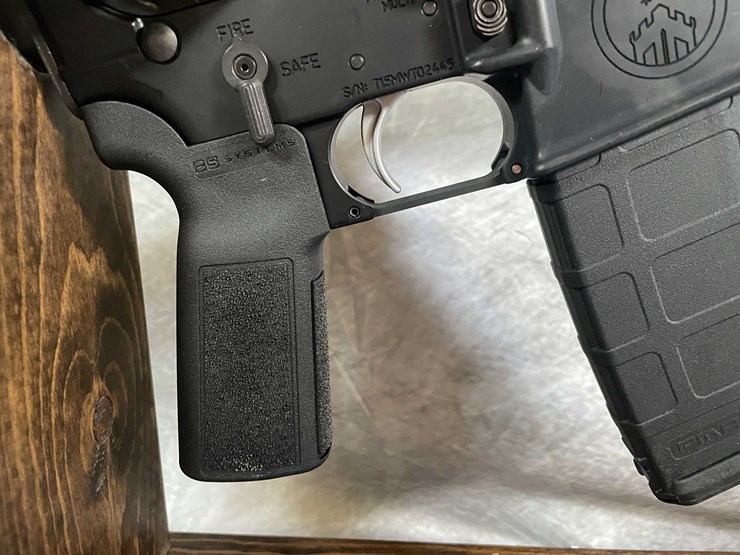 #4451-•-watchtower-firearms-type-15m-5.56-nato-semi-auto-rifle,-sn:-t15mwt02445-image-11