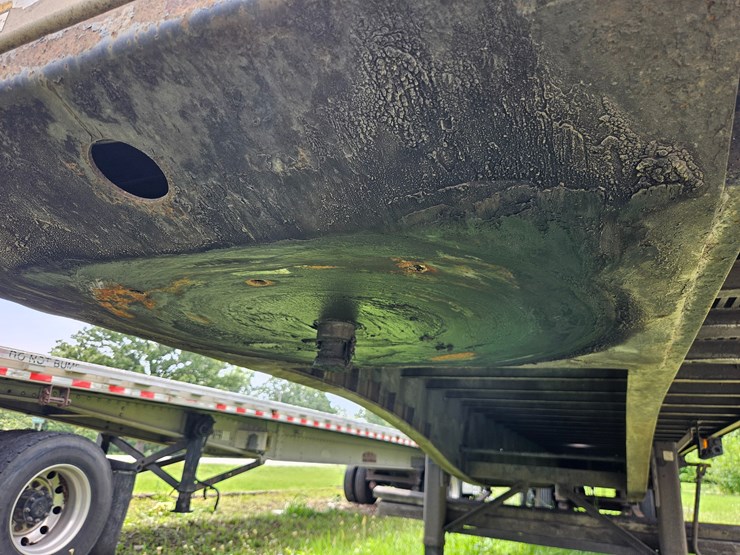 2005-utility-48'-x-102"-image-22