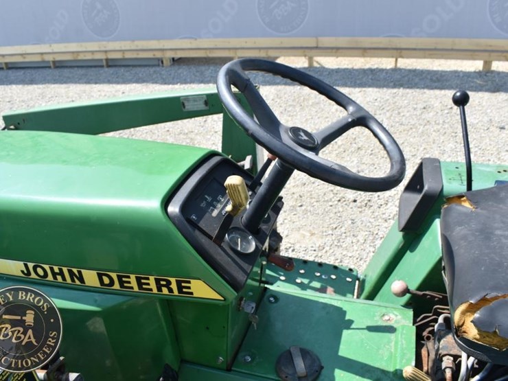 1993-john-deere-755-image-23