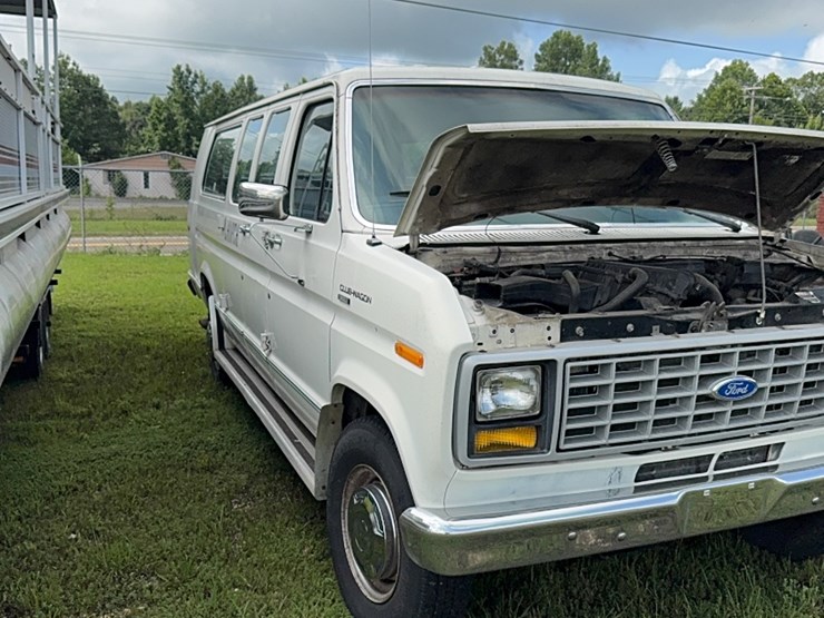 1990-ford-club-wagon-xl-image-5