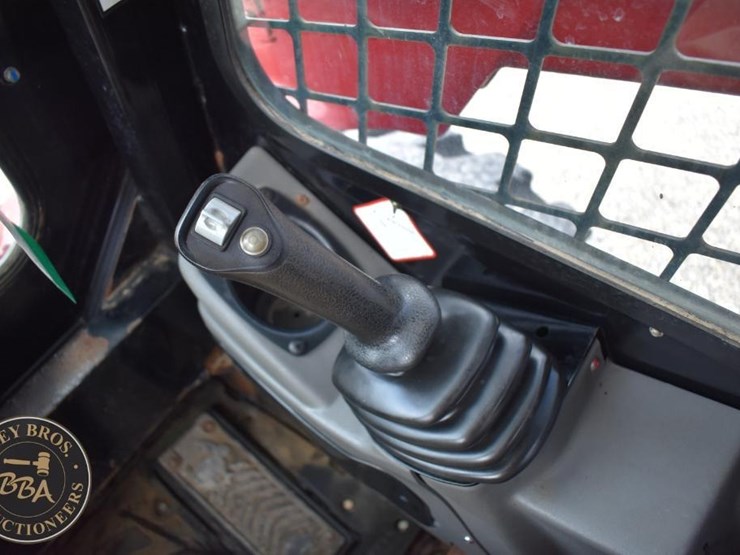 2016-takeuchi-ts50v-image-22