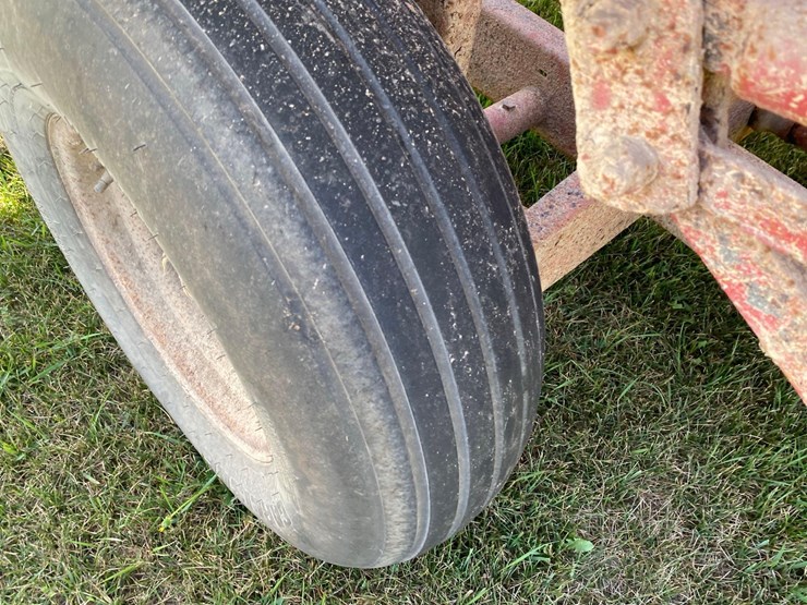 farmhand-817-image-32
