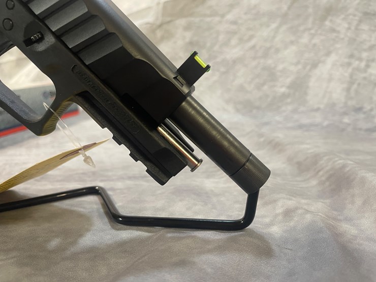 #4353-•-stoeger-str-9-combat-9mm-luger-pistol,-sn:-t6429-23ag00450-image-11