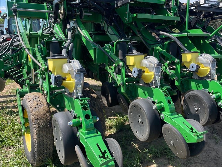 2012-john-deere-1790-image-57