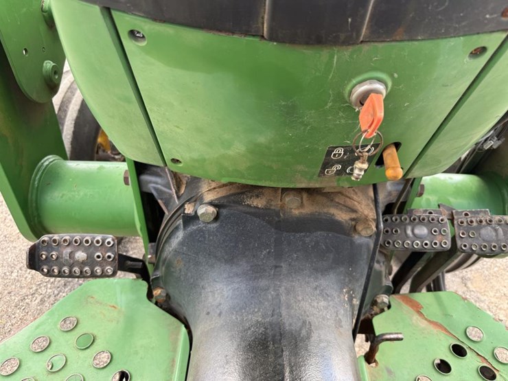 john-deere-5205-image-16