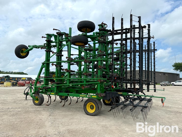 2020-john-deere-2020-image-7