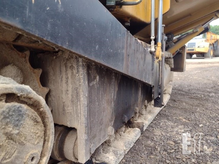 2012-caterpillar-ap-255e-image-30