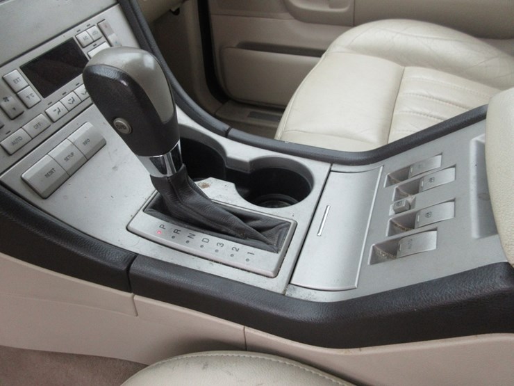 2003-lincoln-aviator-image-11
