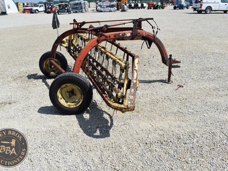 new-holland-258-image-6