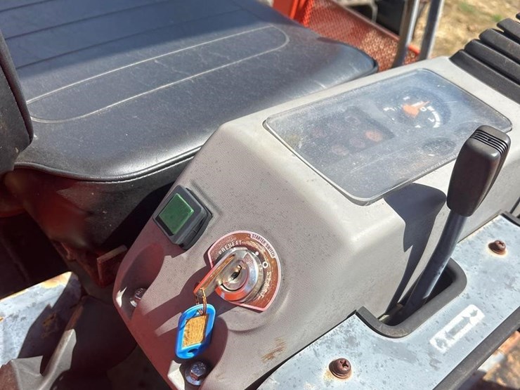 kubota-kx121-2-image-13
