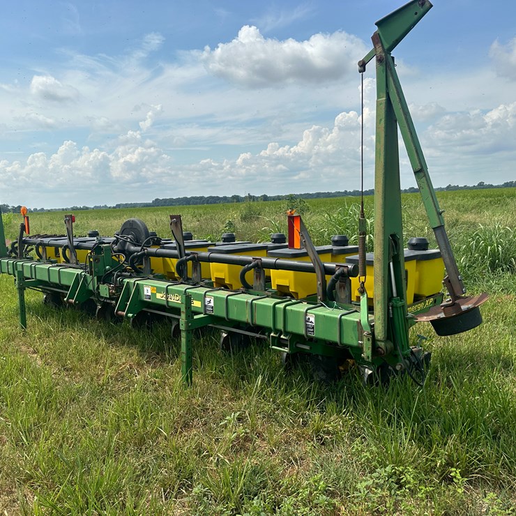 JOHN DEERE 30