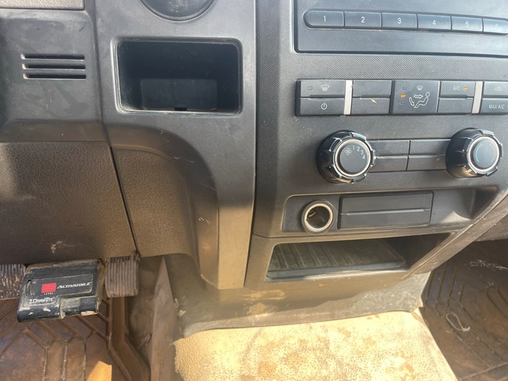 2010-ford-f150-image-23