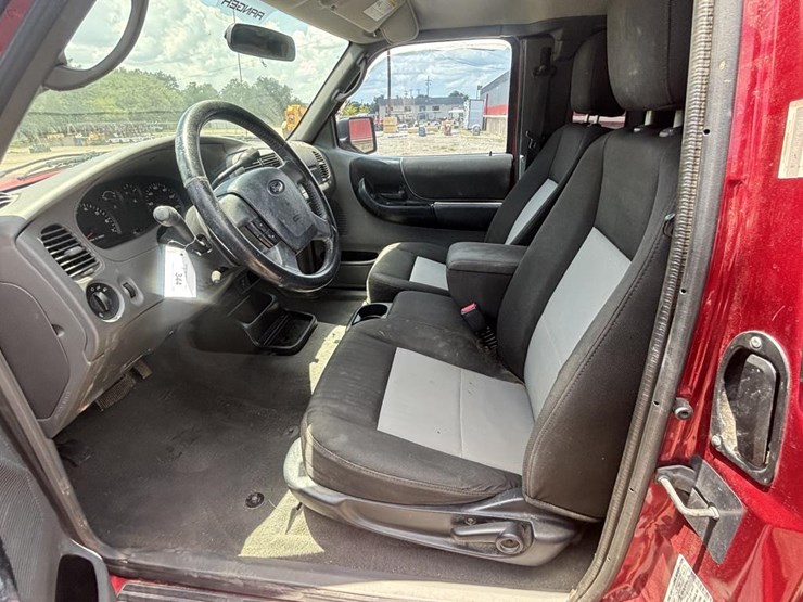 2011-ford-ranger-xlt-image-6