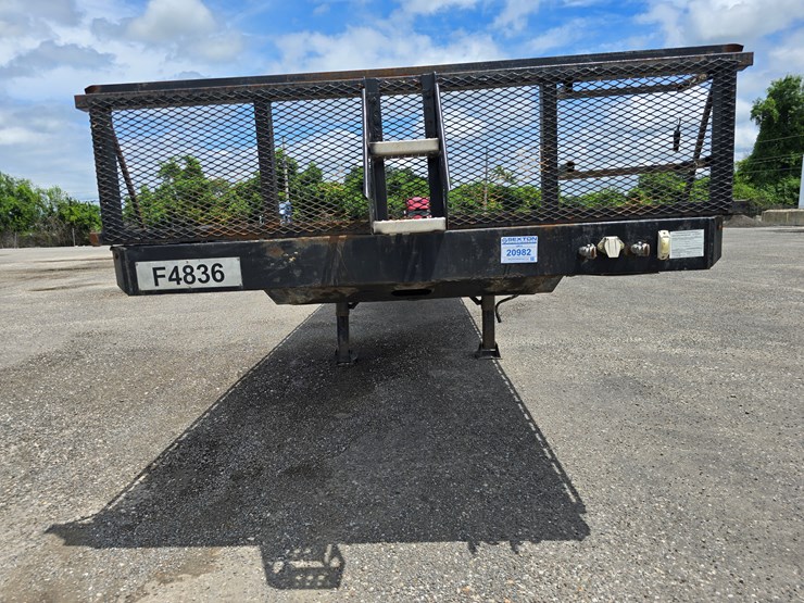 2015-great-dane-48'-x-102"-image-66
