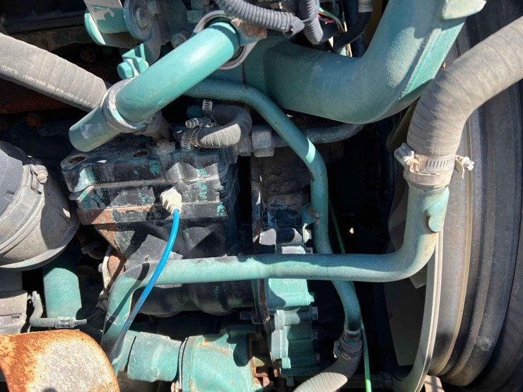 2007-volvo-vnl-truck-tractor-image-50