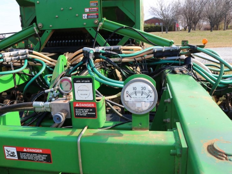 2000-john-deere-1860-image-25