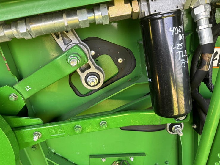 2010-john-deere-2010-image-77
