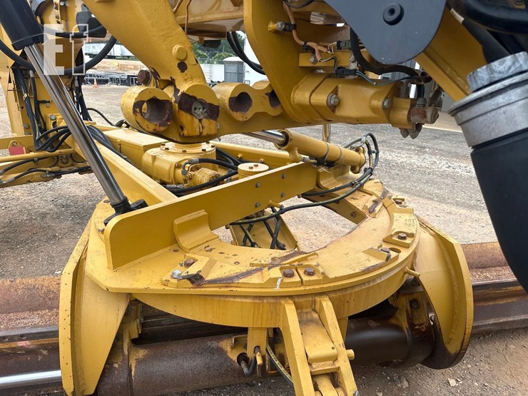2011-caterpillar-12m-vhp-image-14