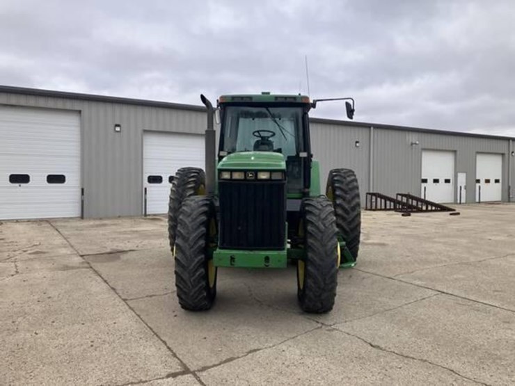 1997-john-deere-8100-image-3
