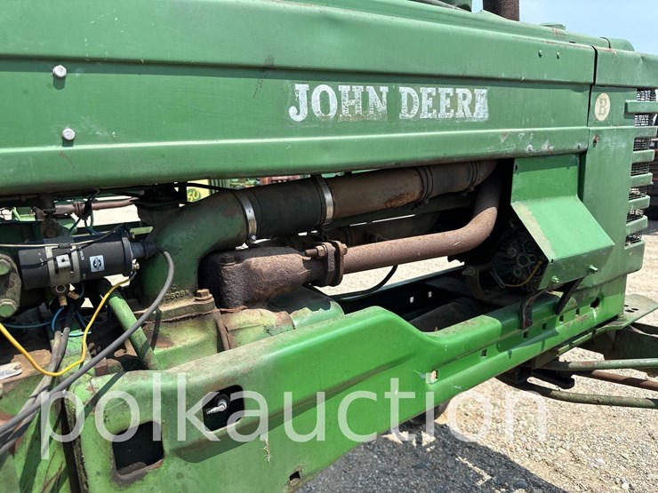 john-deere-b-image-12