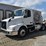 2015-volvo-vnm64t200-image-4