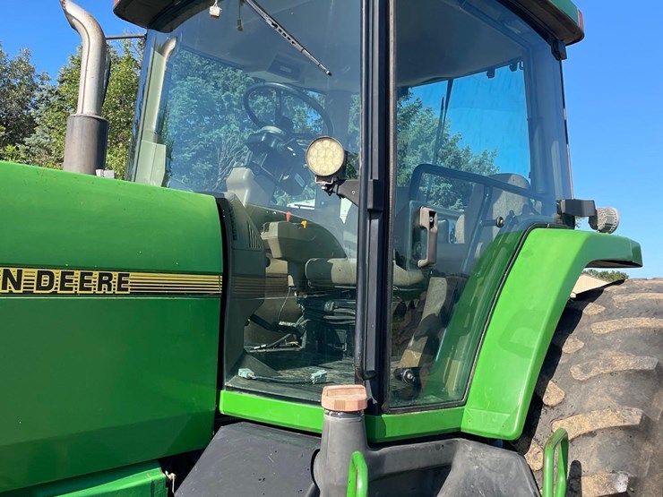 1996-john-deere-8300-image-8