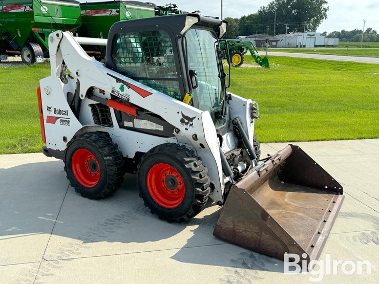 2017-bobcat-s590-image-3
