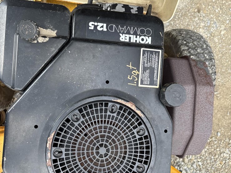 cub-cadet-1330-image-9