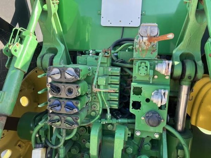 2012-john-deere-7280r-image-18