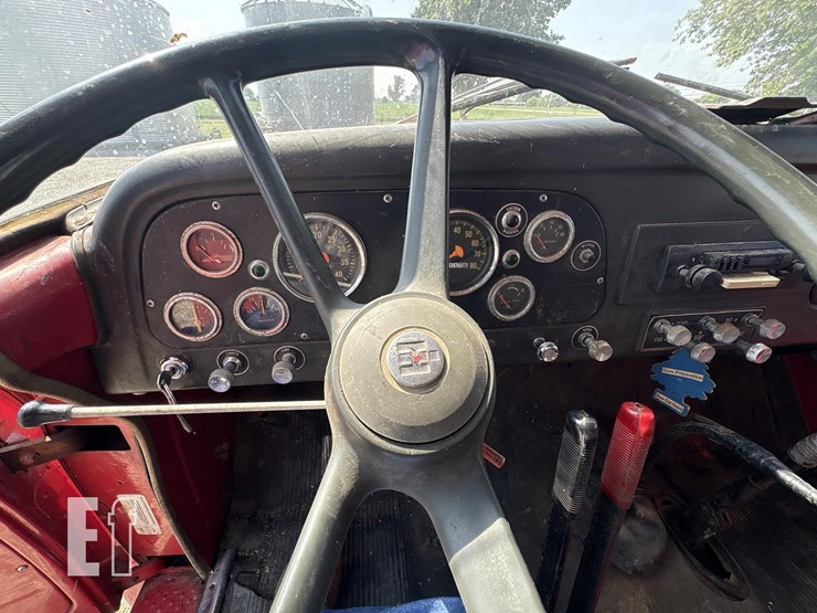 1971-international-s1600-image-16