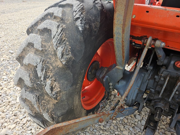 kubota-l4200-image-42