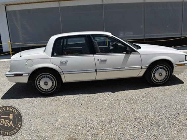 1991-buick-skylark-37415-image-14