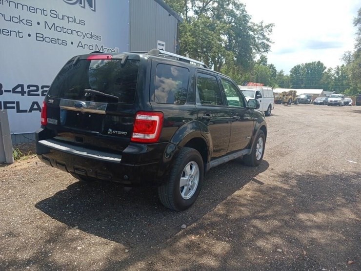 2010-ford-escape-hybrid-image-8