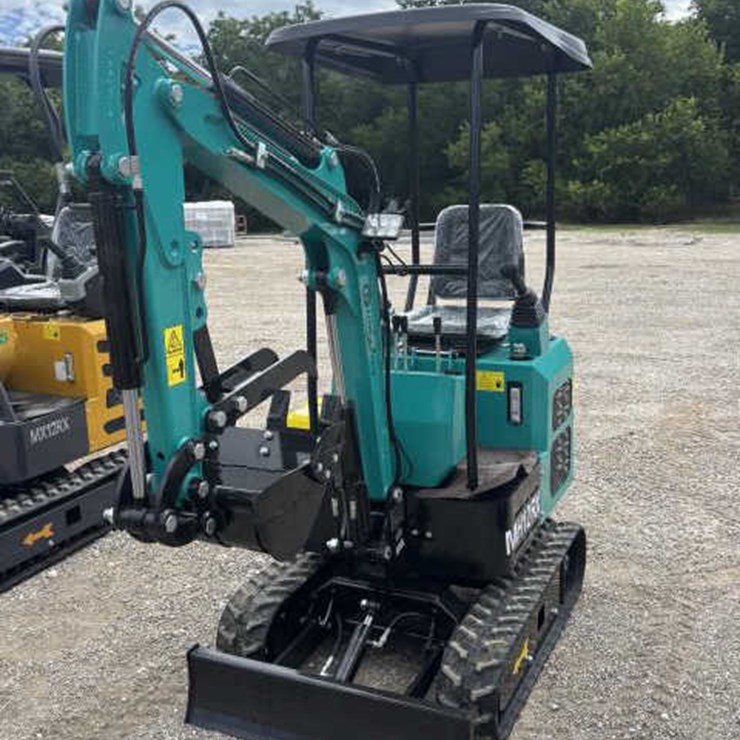 #108 • CFG Industrial Mini Excavator