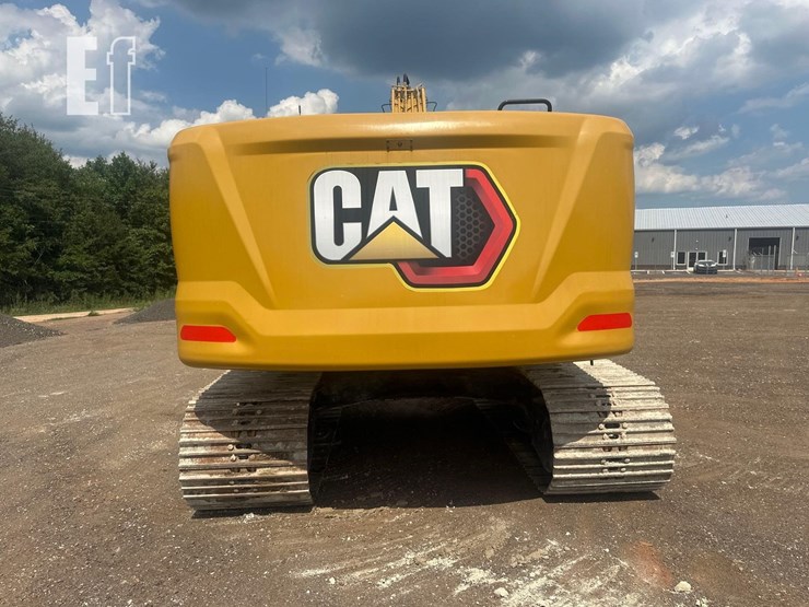 2021-caterpillar-323-image-5