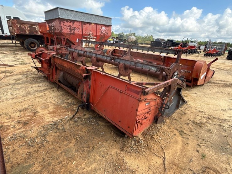 massey-ferguson-12-image-4