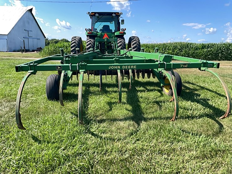 john-deere-712-image-3
