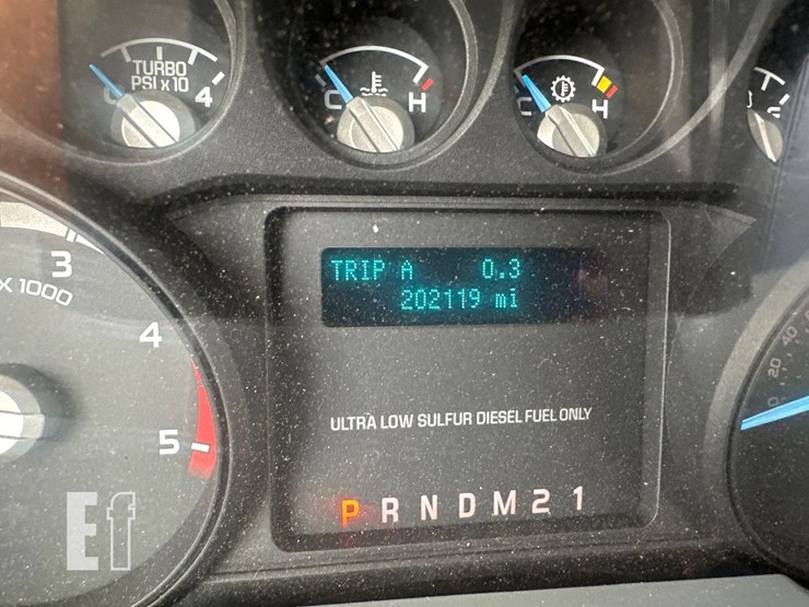 2015-ford-f550-image-37